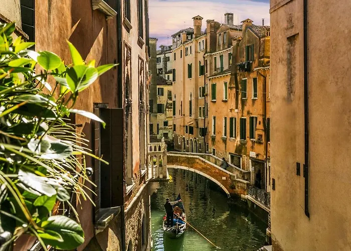 The Yacht House Canal View Apartman Velence