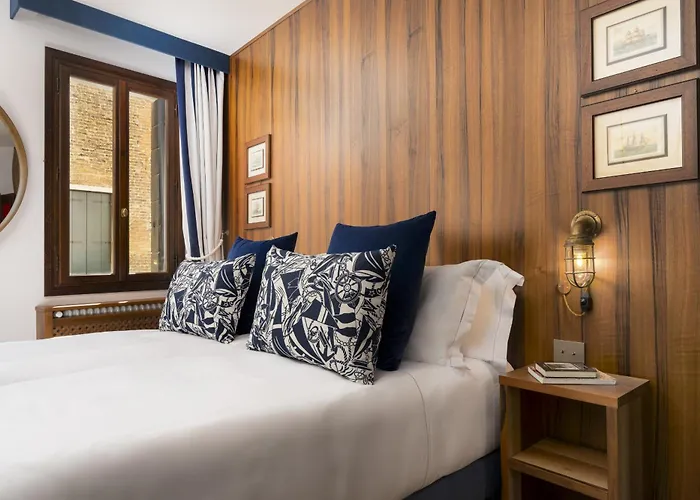 Apartman The Yacht House Canal View Velence