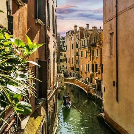 The Yacht House Canal View Apartamento Venecia